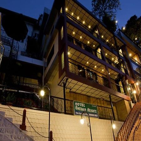 Hotel Emerald Heights Mussoorie Kültér fotó