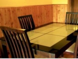 Hotel Emerald Heights Mussoorie Kültér fotó