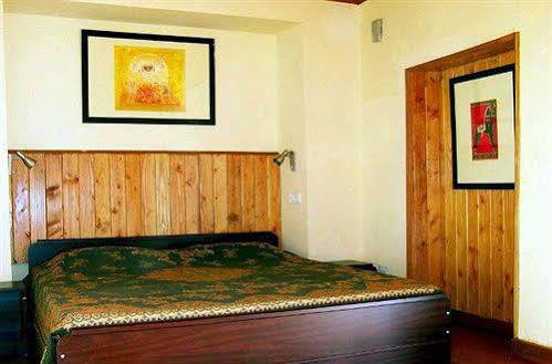Hotel Emerald Heights Mussoorie Kültér fotó