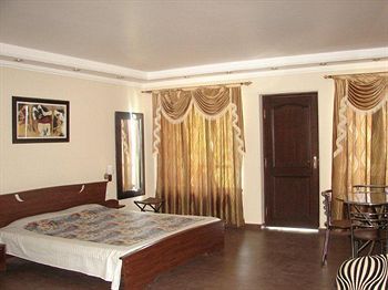 Hotel Emerald Heights Mussoorie Kültér fotó
